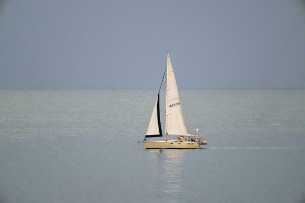 37ft Hunter Yacht For Sale