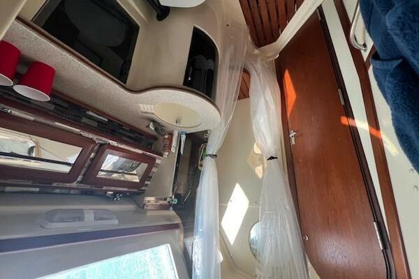 37ft Hunter Yacht For Sale