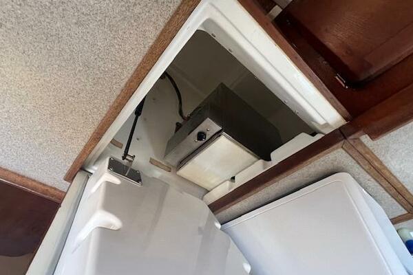 37ft Hunter Yacht For Sale