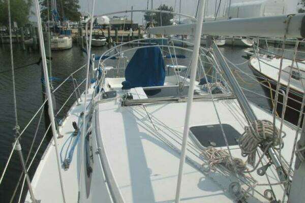 Photo of the 1999 Catalina 36 MKII "Snow Bird"