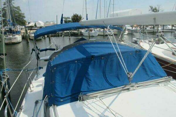 Photo of the 1999 Catalina 36 MKII "Snow Bird"