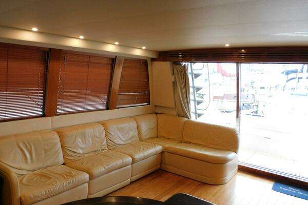 Photo of the 2002 Carver 570 Voyager Pilothouse "Waterdog"