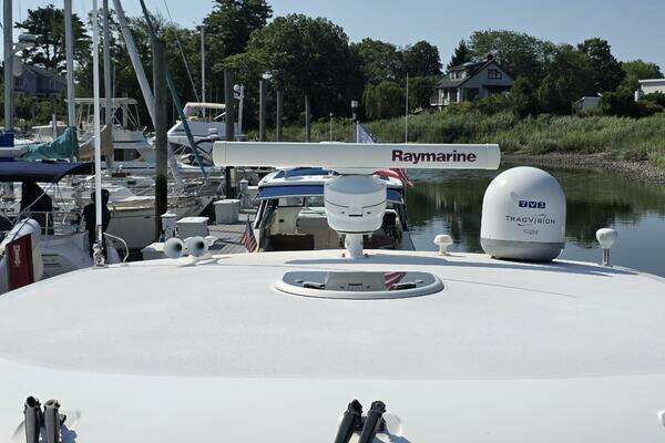 2007 Tiara Yachts 39