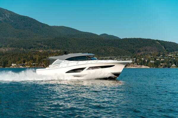 46-ft-Riviera-2024-465 SUV-FM Trade In-Vancouver British Columbia Canada yacht for sale