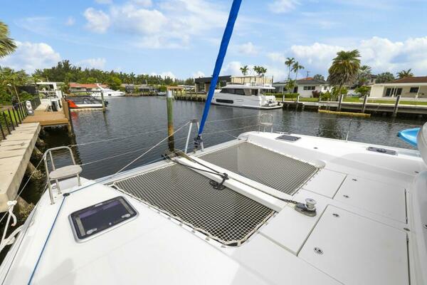 Benedetto 42ft Lagoon Yacht For Sale