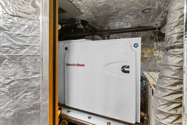 Benedetto 42ft Lagoon Yacht For Sale