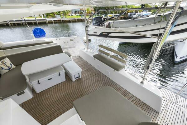 Benedetto 42ft Lagoon Yacht For Sale