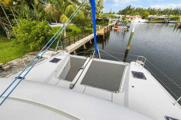 Benedetto 42ft Lagoon Yacht For Sale