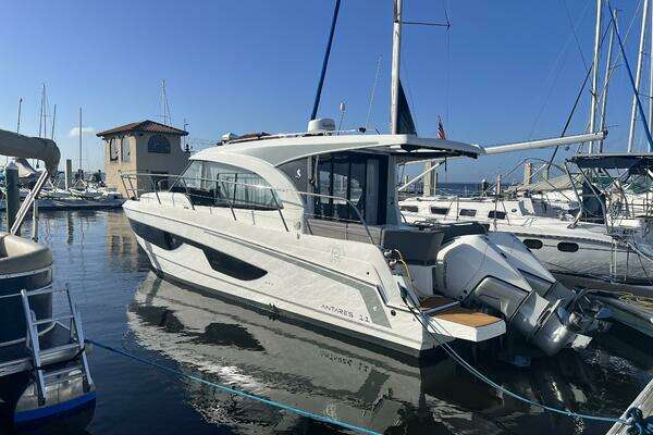 2024 Beneteau 36