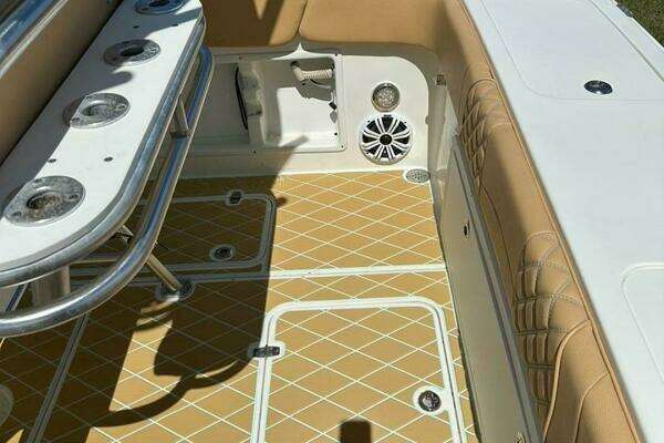 Photo of the 2001 Carrera Boats 