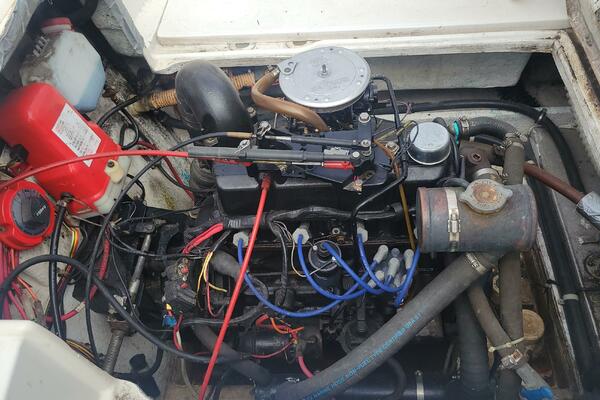 Ted S Toy 21ft Bayliner Yacht For Sale