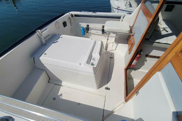 Ted S Toy 21ft Bayliner Yacht For Sale