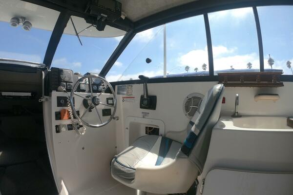 Ted S Toy 21ft Bayliner Yacht For Sale