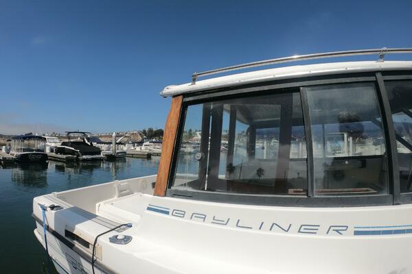 Ted S Toy 21ft Bayliner Yacht For Sale