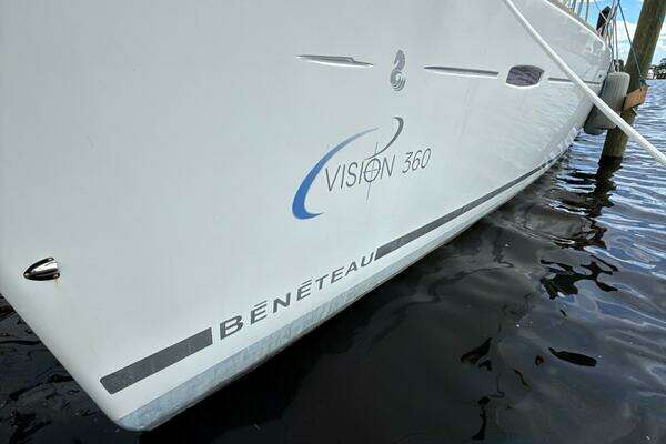 Photo of the 2012 Beneteau 43 "Vision 360"