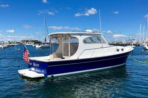 30-ft-Mainship-2003-pilot 30-Blue Skye -Newport Rhode Island United States yacht for sale