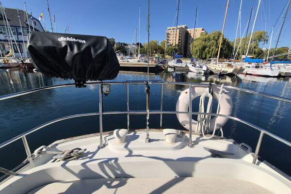 Heaven s Door 35ft Niagara Yacht For Sale