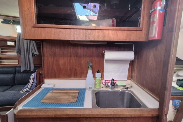 Heaven s Door 35ft Niagara Yacht For Sale