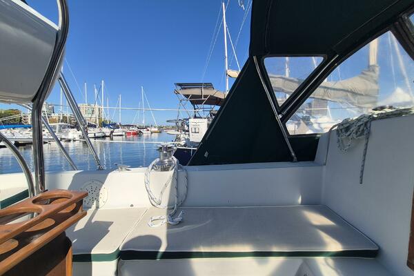 Heaven s Door 35ft Niagara Yacht For Sale