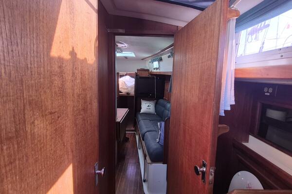 Heaven s Door 35ft Niagara Yacht For Sale