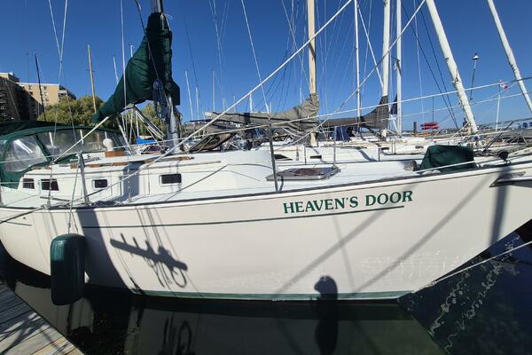 Heaven s Door 35ft Niagara Yacht For Sale