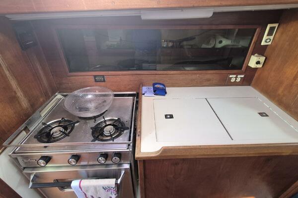 Heaven s Door 35ft Niagara Yacht For Sale