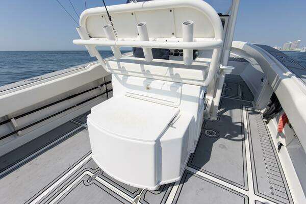 Photo of the 2004 Jupiter 31 FS "Smoke Show"