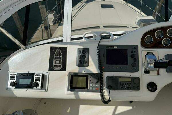 1999 Sea Ray 42
