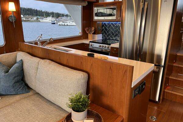 2023 Offshore Yachts 64