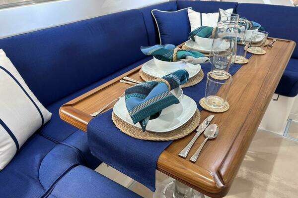 2023 Offshore Yachts 64