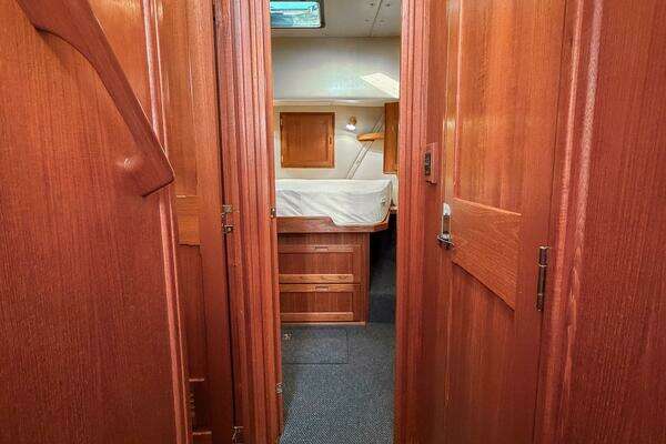 Nordic Tugs 37 Yacht For Sale