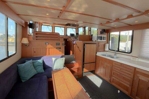 Nordic Tugs 37 Yacht For Sale