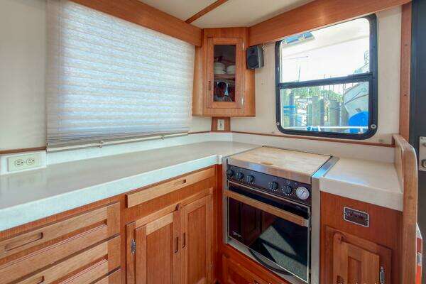 Nordic Tugs 37 Yacht For Sale