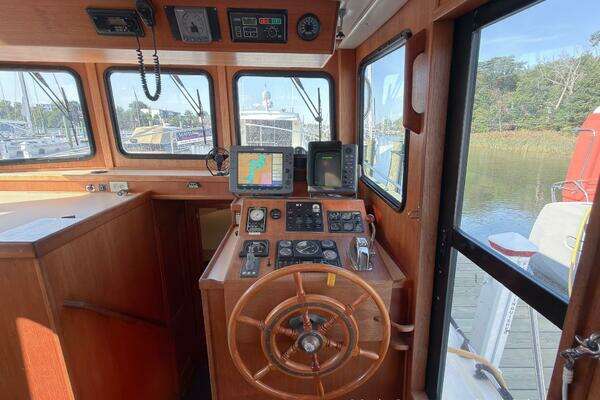 Nordic Tugs 37 Yacht For Sale
