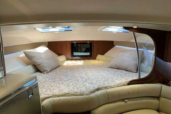 Grady-White Express 370 Yacht For Sale