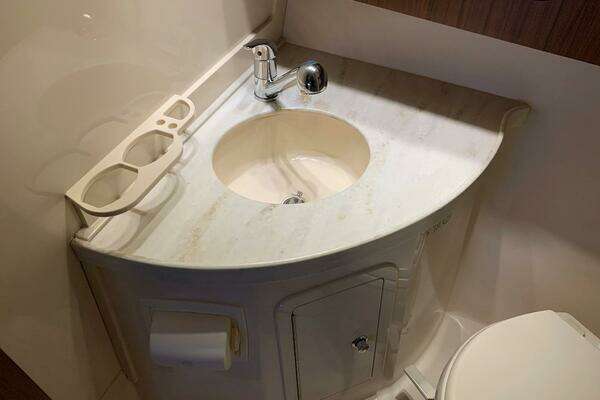 Grady-White Express 370 Yacht For Sale