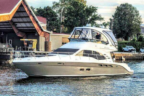 Sea Ray 52 Sedan Bridge Yacht For Sale