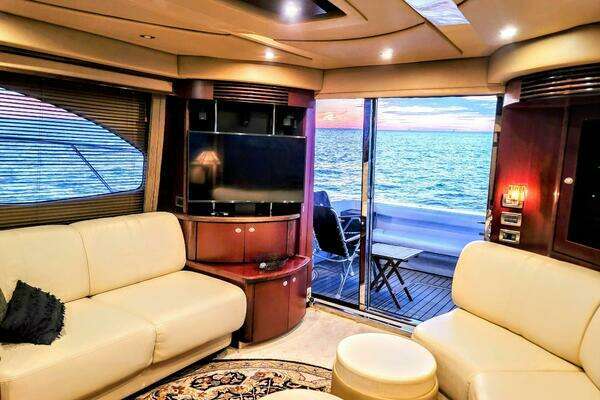 Sea Ray 52 Sedan Bridge Yacht For Sale