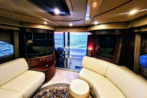 Sea Ray 52 Sedan Bridge Yacht For Sale