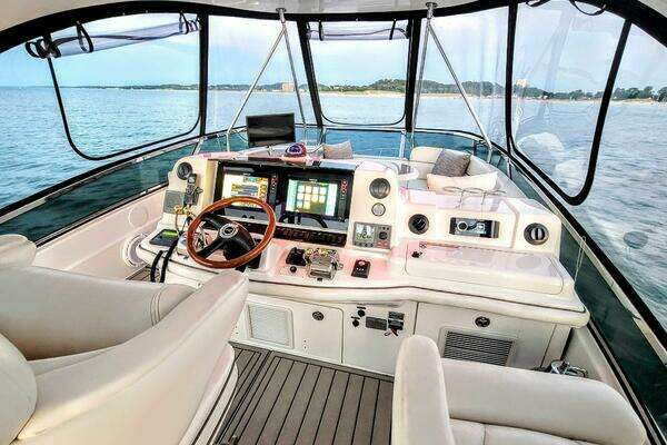 Sea Ray 52 Sedan Bridge Yacht For Sale