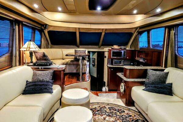 Sea Ray 52 Sedan Bridge Yacht For Sale