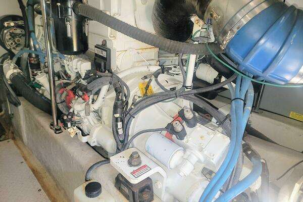 Sea Ray 52 Sedan Bridge Yacht For Sale