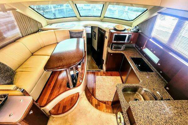 Sea Ray 52 Sedan Bridge Yacht For Sale