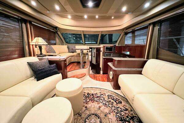 Sea Ray 52 Sedan Bridge Yacht For Sale