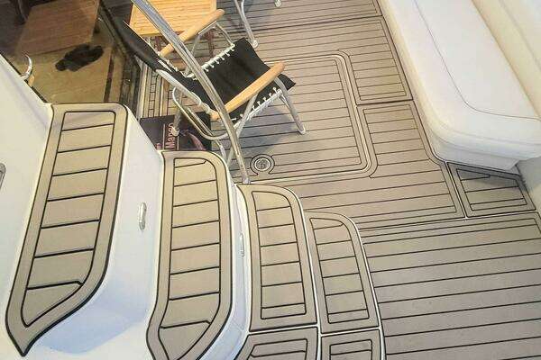 Sea Ray 52 Sedan Bridge Yacht For Sale