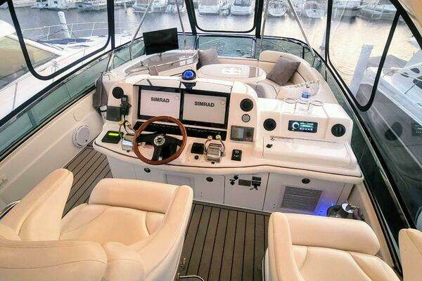 Sea Ray 52 Sedan Bridge Yacht For Sale