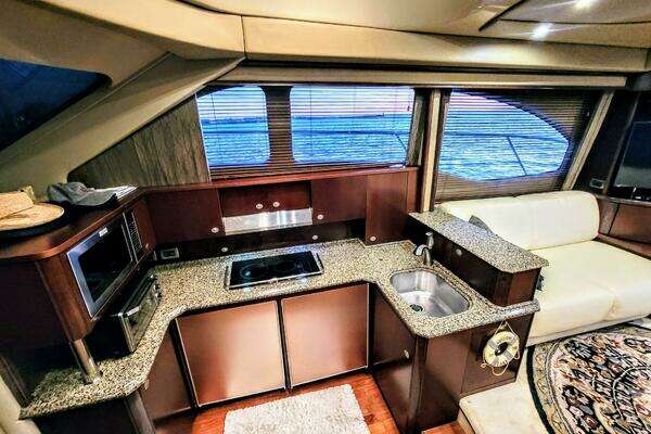 Sea Ray 52 Sedan Bridge Yacht For Sale