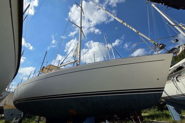 Juels 38ft Moody Yacht For Sale