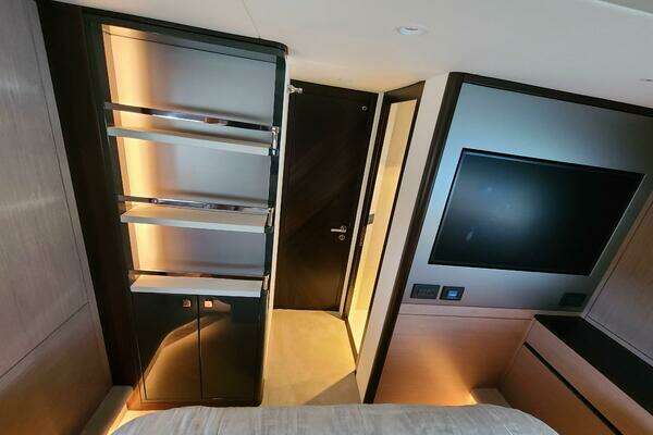 Sunseeker 68 Manhattan Yacht For Sale