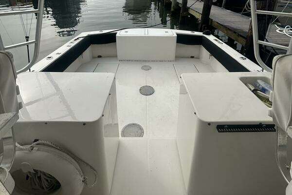 Photo of the 1995 Carolina Classic 28 Express